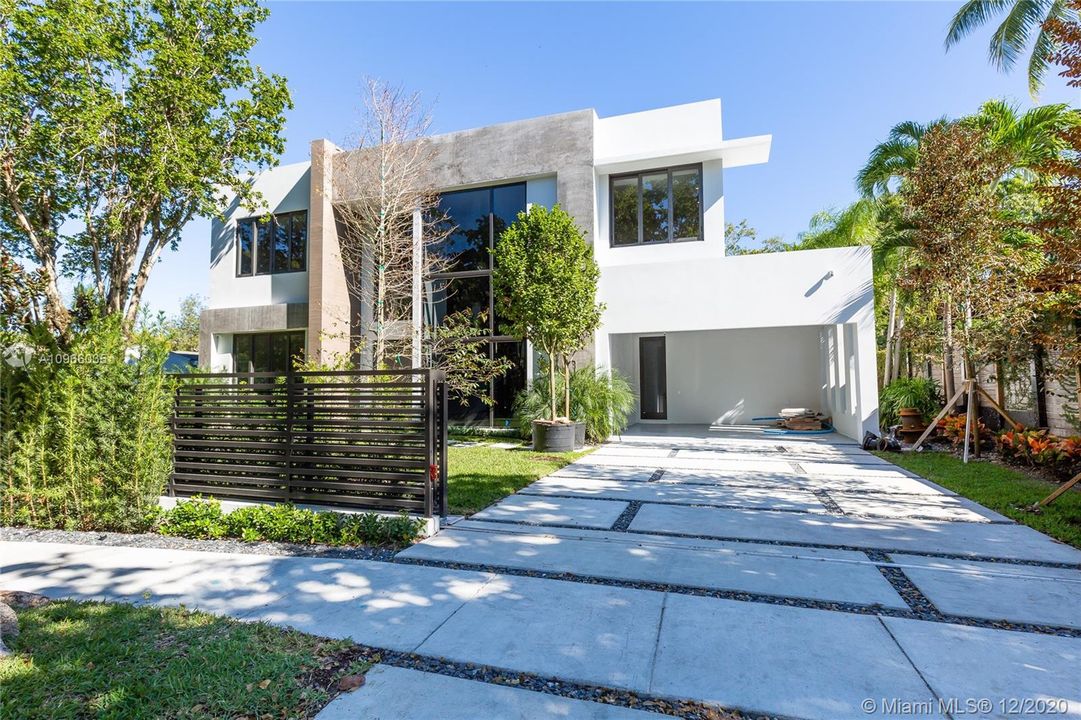 Recently Sold: $3,300,000 (5 beds, 5 baths, 0 Square Feet)