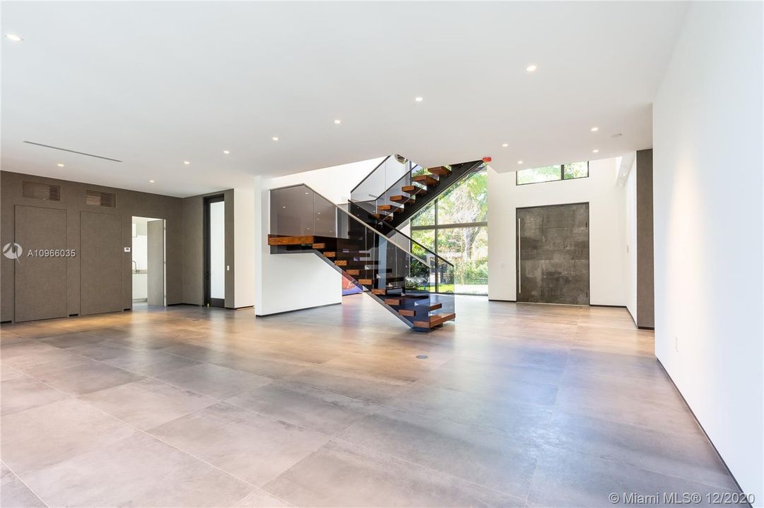 Recently Sold: $3,300,000 (5 beds, 5 baths, 0 Square Feet)