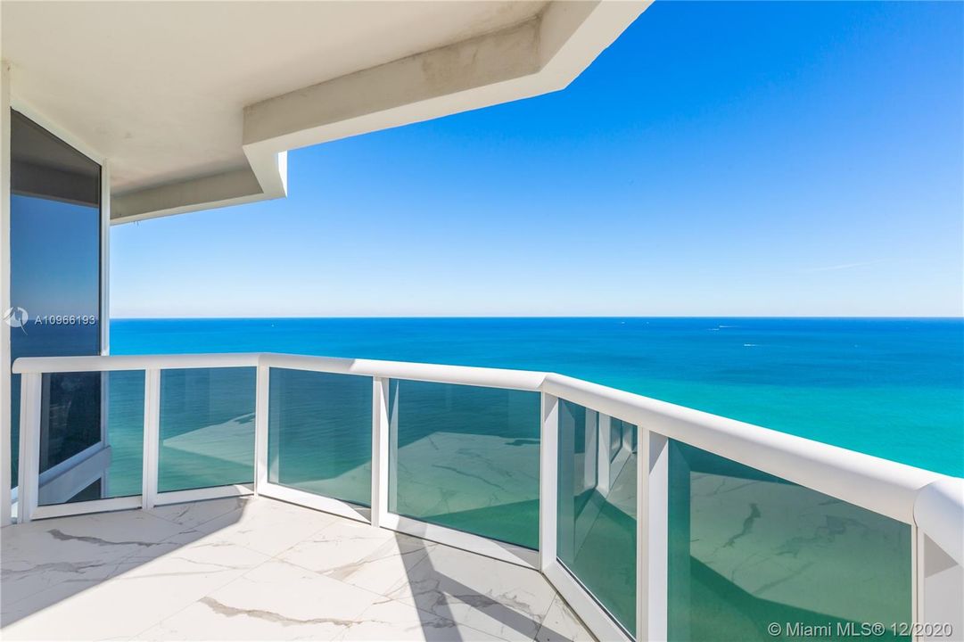 Vendido Recientemente: $2,595,000 (3 camas, 3 baños, 2010 Pies cuadrados)
