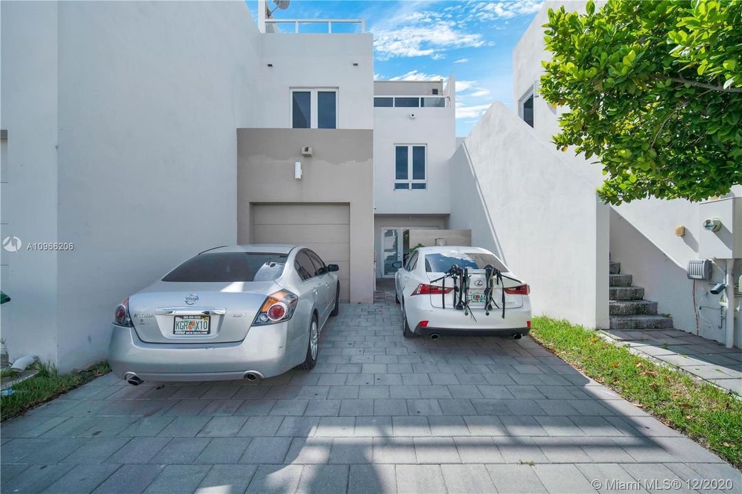 Back of House - Garage + 3 Parking Spaces