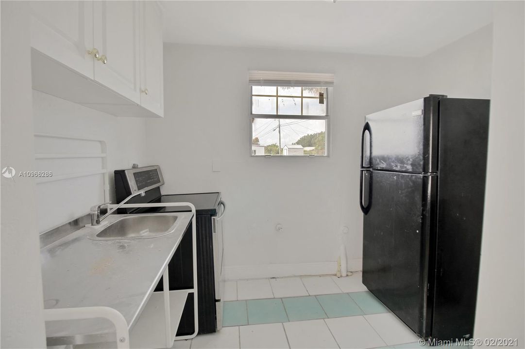 Недавно арендовано: $930 (1 спален, 1 ванн, 500 Квадратных фут)