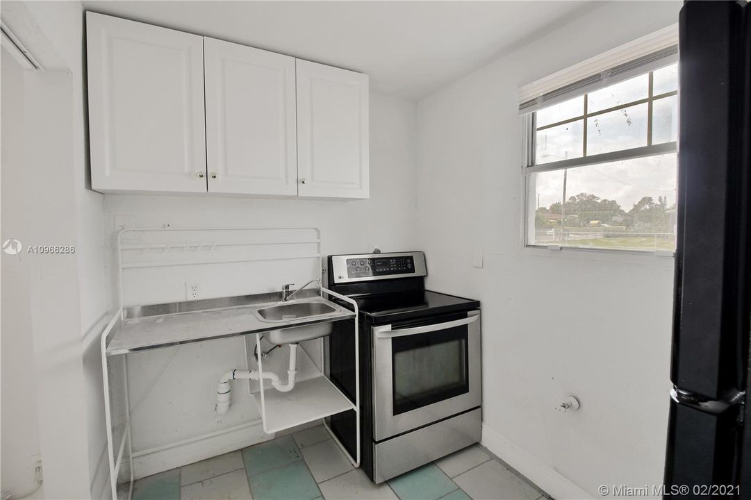 Недавно арендовано: $930 (1 спален, 1 ванн, 500 Квадратных фут)