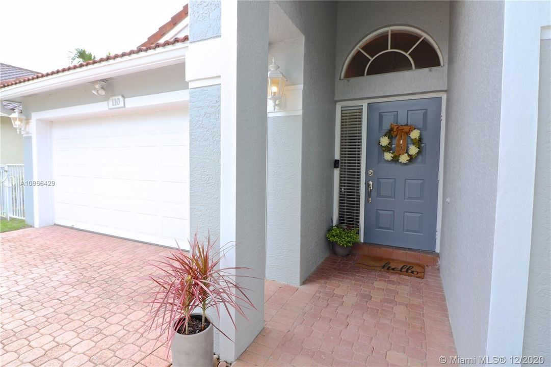 Front entrance-pavered driveway