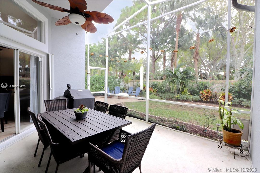 Vendido Recientemente: $539,000 (4 camas, 2 baños, 2028 Pies cuadrados)