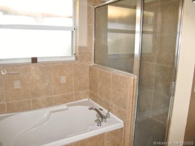 Recently Rented: $2,350 (3 beds, 2 baths, 1462 Square Feet)
