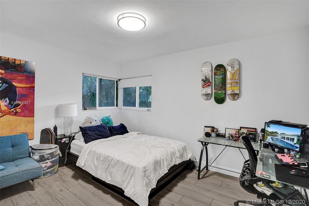 Recently Sold: $1,679,000 (4 beds, 3 baths, 2354 Square Feet)
