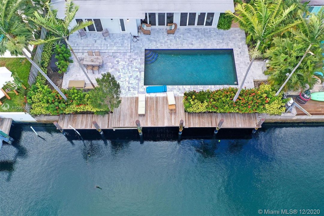 Recently Sold: $1,679,000 (4 beds, 3 baths, 2354 Square Feet)