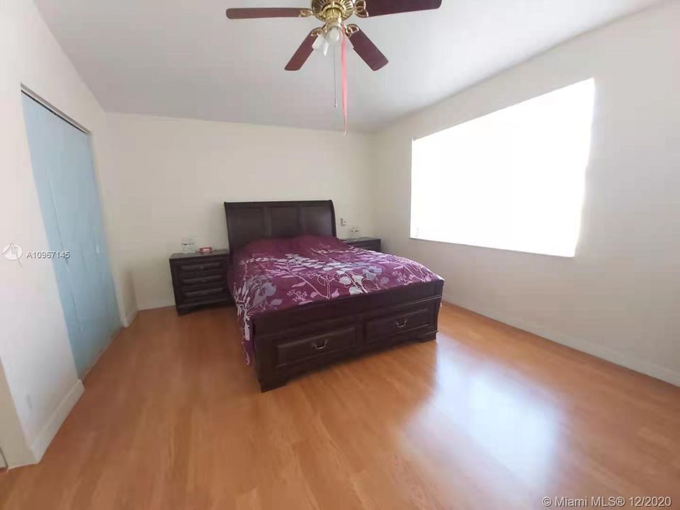 Recently Sold: $292,800 (4 beds, 2 baths, 1847 Square Feet)