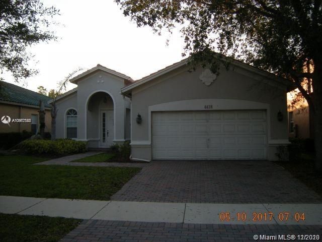 Recently Rented: $3,000 (4 beds, 2 baths, 2172 Square Feet)