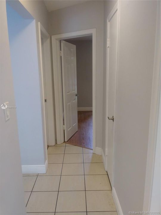 Recently Rented: $2,800 (4 beds, 2 baths, 1747 Square Feet)
