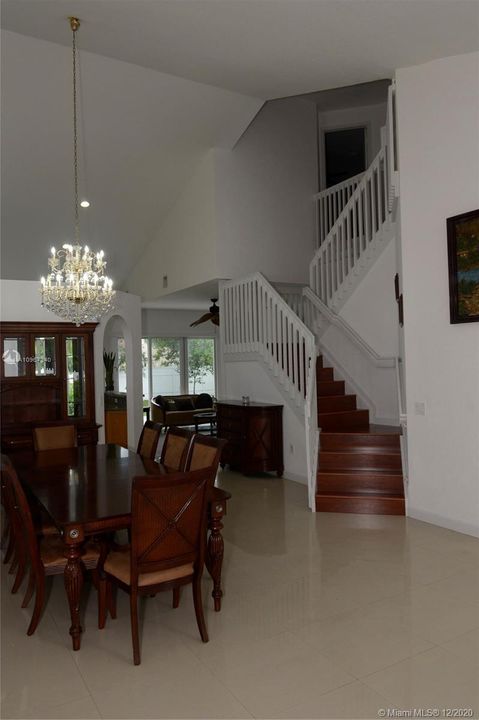 Recently Rented: $3,300 (4 beds, 3 baths, 2406 Square Feet)