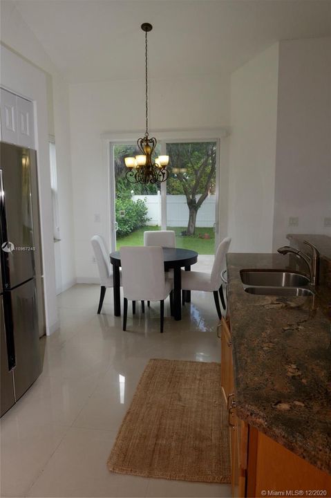 Recently Rented: $3,300 (4 beds, 3 baths, 2406 Square Feet)