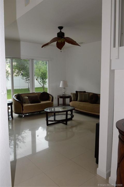 Recently Rented: $3,300 (4 beds, 3 baths, 2406 Square Feet)