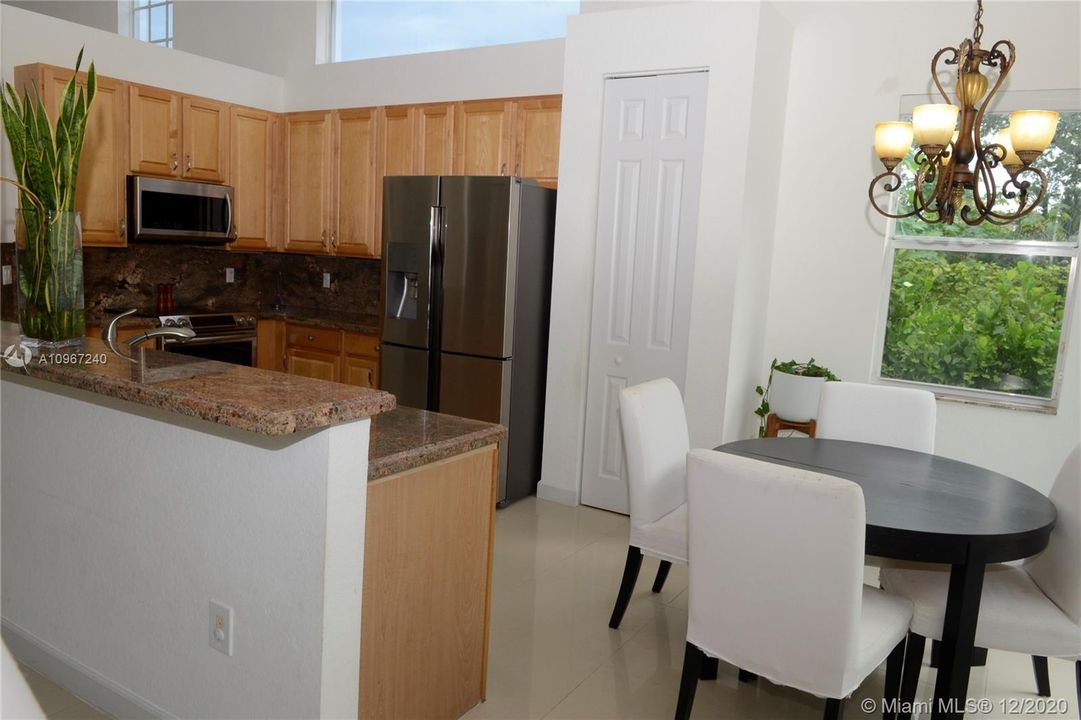 Recently Rented: $3,300 (4 beds, 3 baths, 2406 Square Feet)