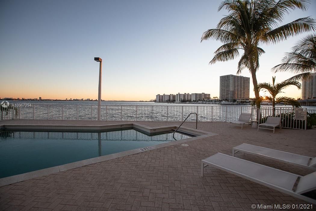 Recently Sold: $525,000 (2 beds, 2 baths, 0 Square Feet)