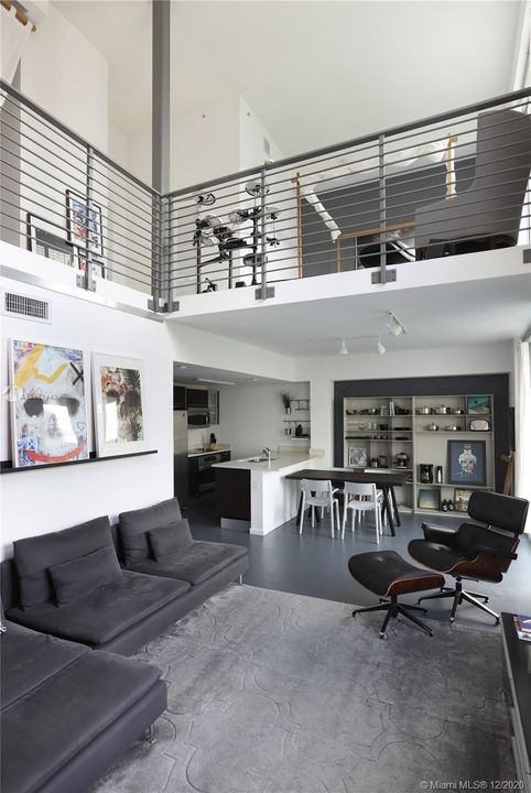 Recently Rented: $3,000 (2 beds, 2 baths, 1056 Square Feet)