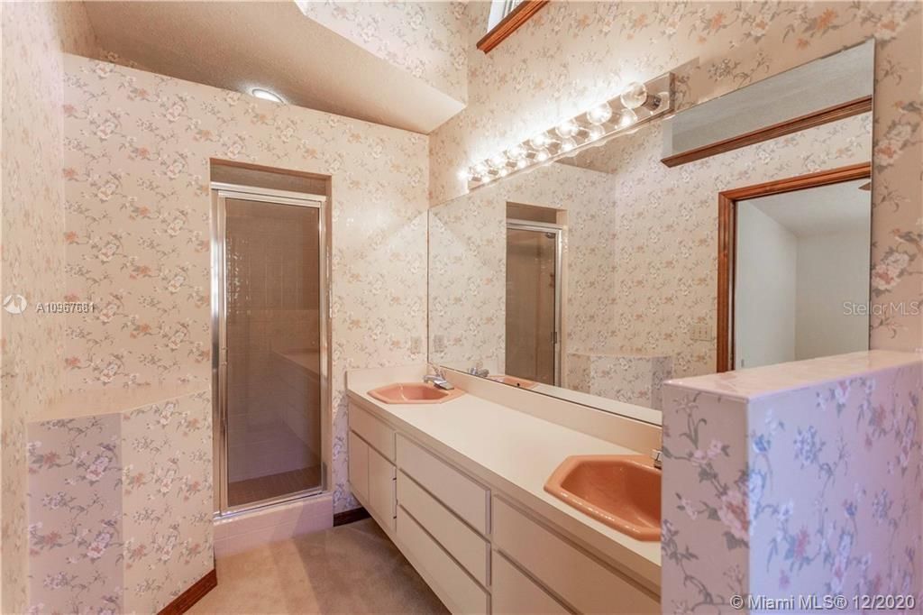 Недавно продано: $239,900 (3 спален, 2 ванн, 0 Квадратных фут)
