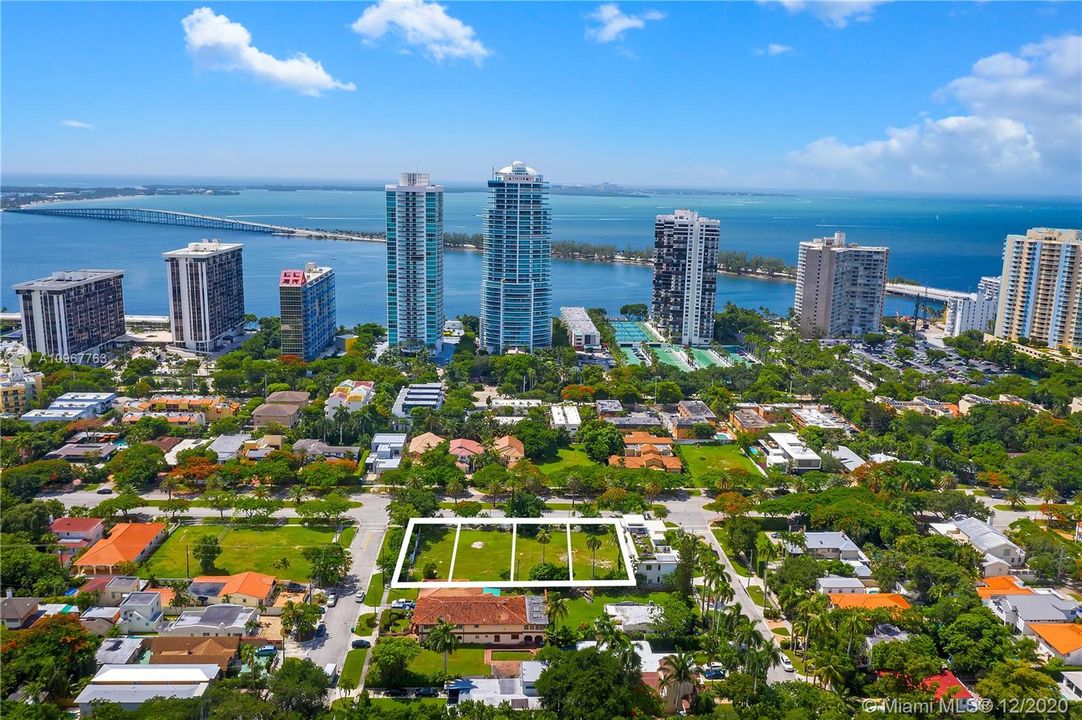 Vendido Recientemente: $3,790,000 (0 camas, 0 baños, 0 Pies cuadrados)