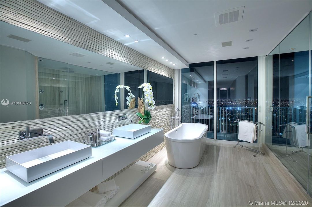 Недавно арендовано: $25,000 (4 спален, 4 ванн, 3279 Квадратных фут)