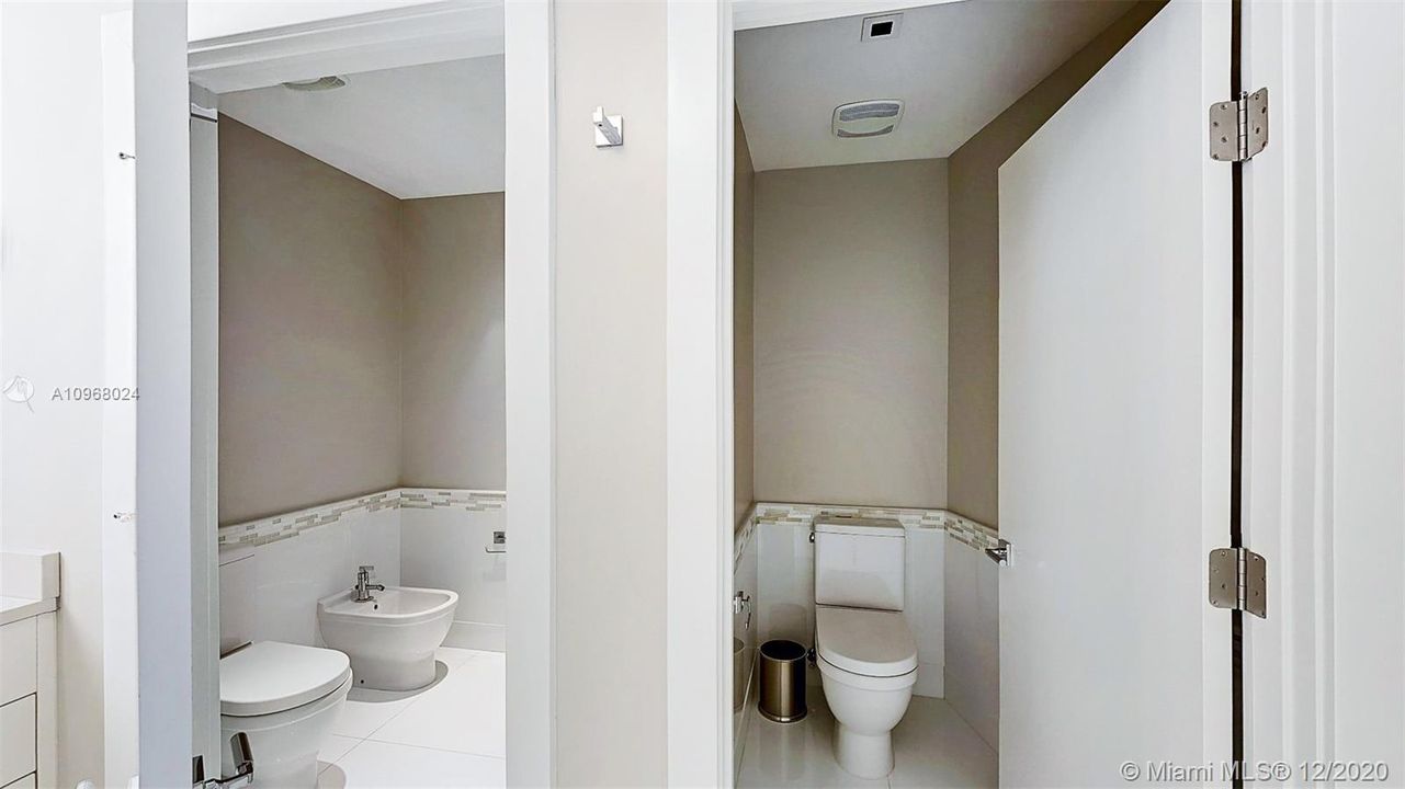 Recently Rented: $16,000 (3 beds, 4 baths, 3535 Square Feet)