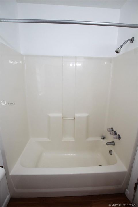 Recently Sold: $164,500 (3 beds, 1 baths, 0 Square Feet)