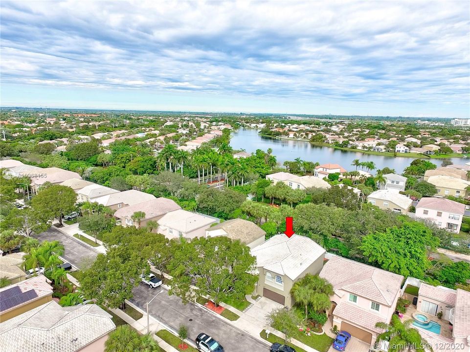 Recently Sold: $525,000 (4 beds, 2 baths, 2880 Square Feet)