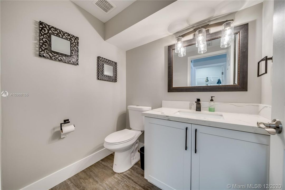 Recently Sold: $525,000 (4 beds, 2 baths, 2880 Square Feet)