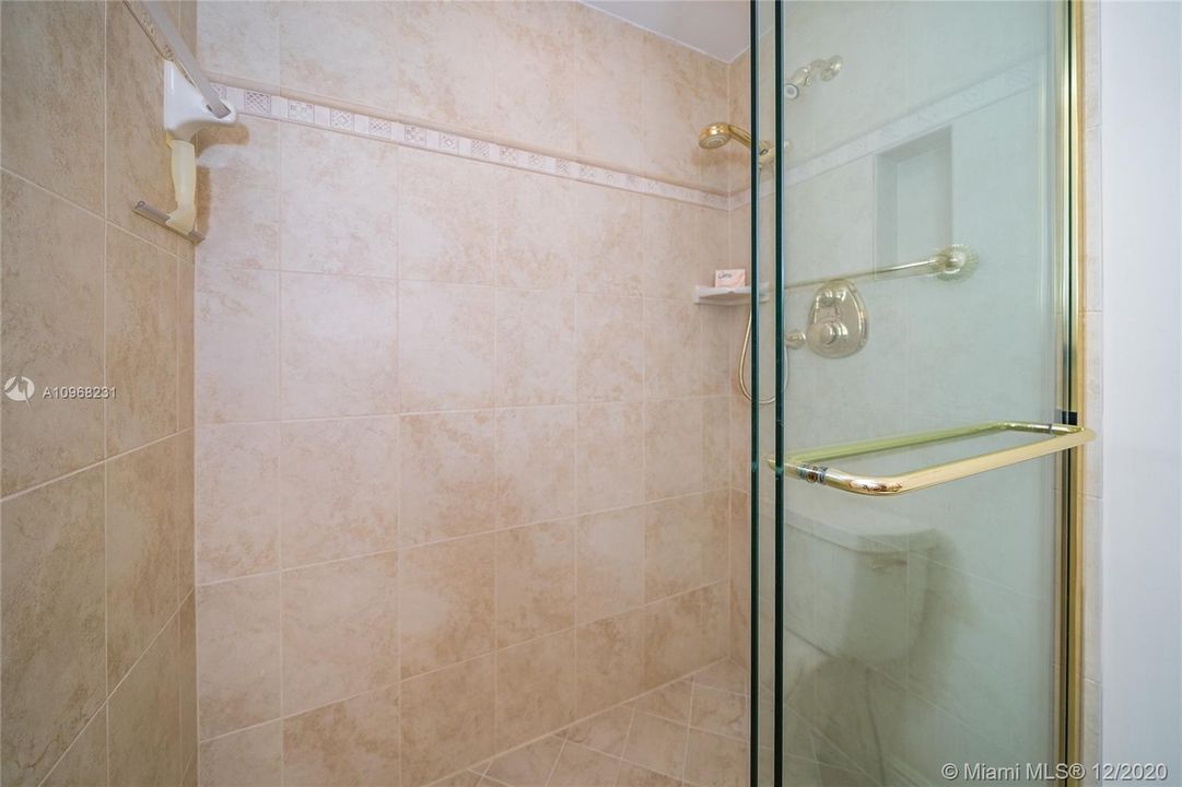Недавно продано: $1,095,000 (3 спален, 3 ванн, 1800 Квадратных фут)