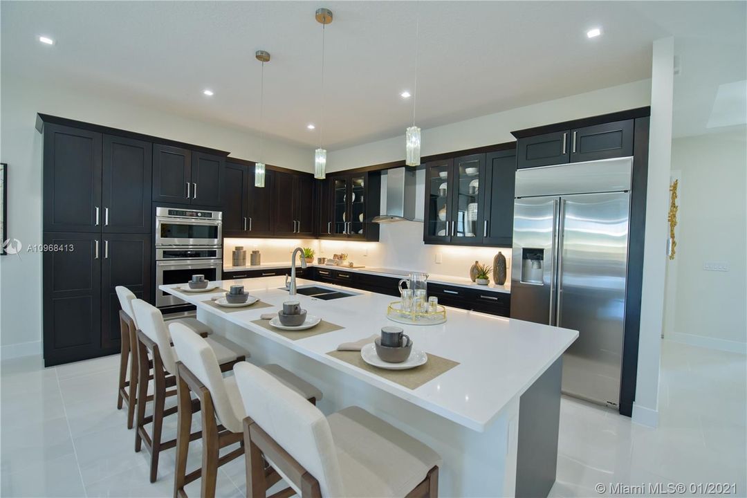 Vendido Recientemente: $723,970 (3 camas, 3 baños, 0 Pies cuadrados)