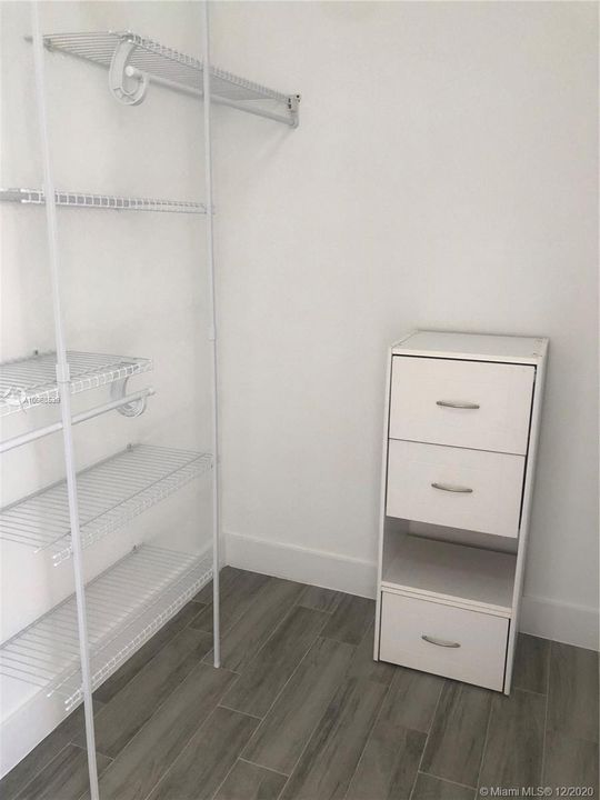 Recently Rented: $2,500 (3 beds, 2 baths, 1608 Square Feet)