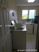 Recently Rented: $1,400 (1 beds, 1 baths, 1100 Square Feet)
