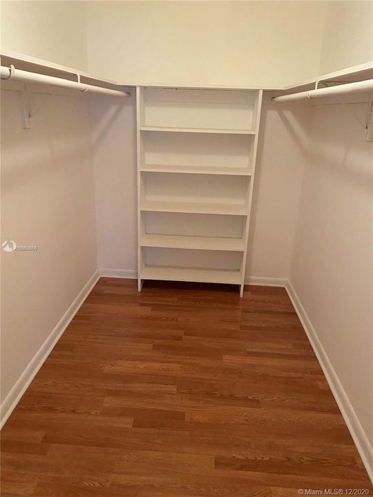 Recently Rented: $1,500 (2 beds, 1 baths, 25325 Square Feet)