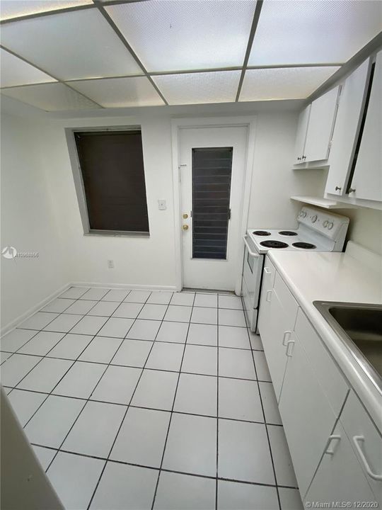 Recently Rented: $1,500 (2 beds, 1 baths, 25325 Square Feet)