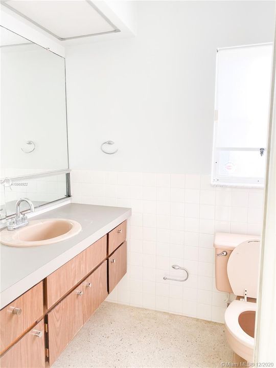 Recently Sold: $499,000 (4 beds, 3 baths, 1865 Square Feet)