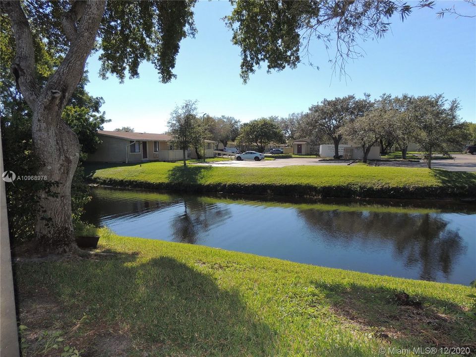 Recently Sold: $250,000 (2 beds, 2 baths, 1104 Square Feet)