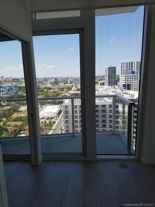 Recently Rented: $2,900 (2 beds, 2 baths, 1170 Square Feet)