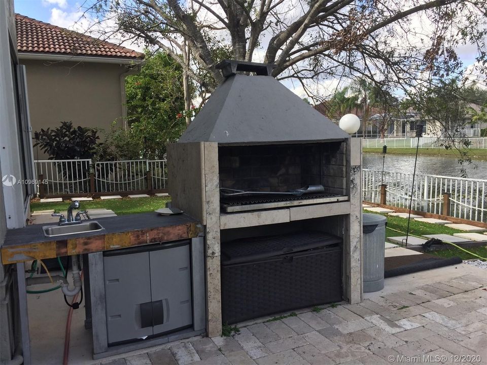 Recently Rented: $5,000 (5 beds, 5 baths, 4766 Square Feet)