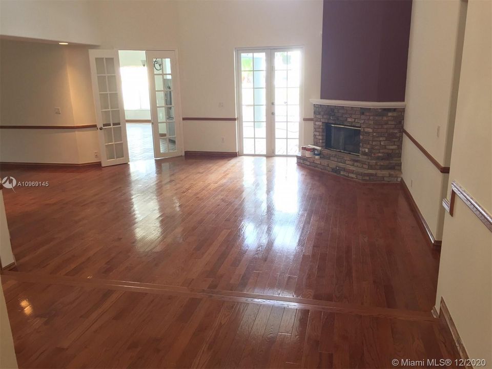 Recently Rented: $5,000 (5 beds, 5 baths, 4766 Square Feet)