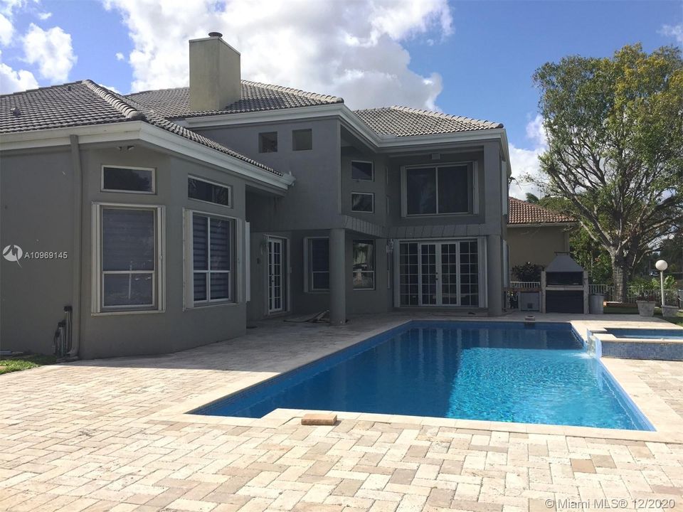 Recently Rented: $5,000 (5 beds, 5 baths, 4766 Square Feet)