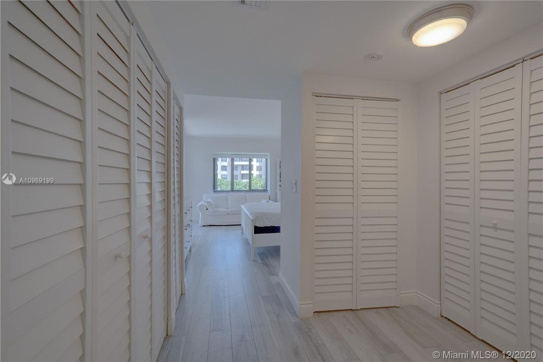 Spacious main bedroom dressing/closet area.