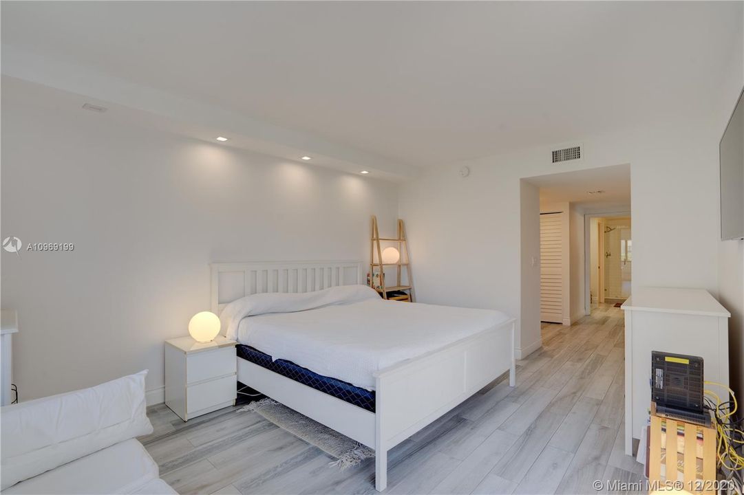 Spacious, bright and flexible main bedroom space.
