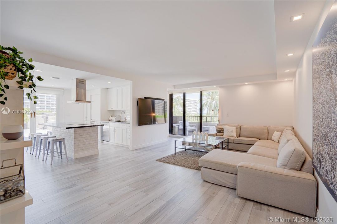 Recently Sold: $1,149,000 (3 beds, 2 baths, 1600 Square Feet)