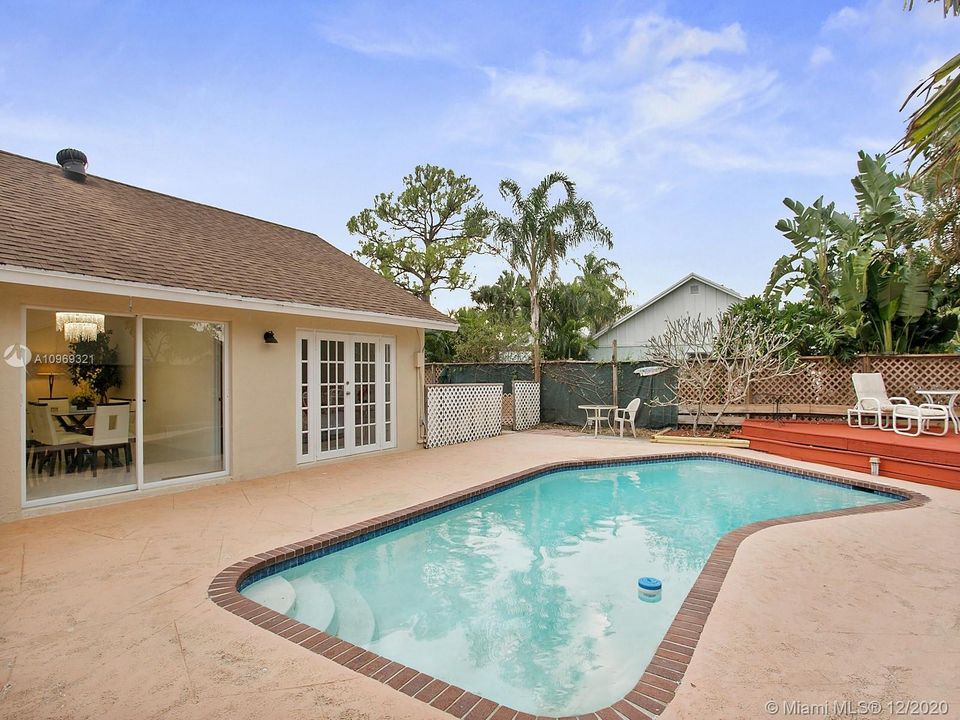 Vendido Recientemente: $434,900 (4 camas, 2 baños, 0 Pies cuadrados)