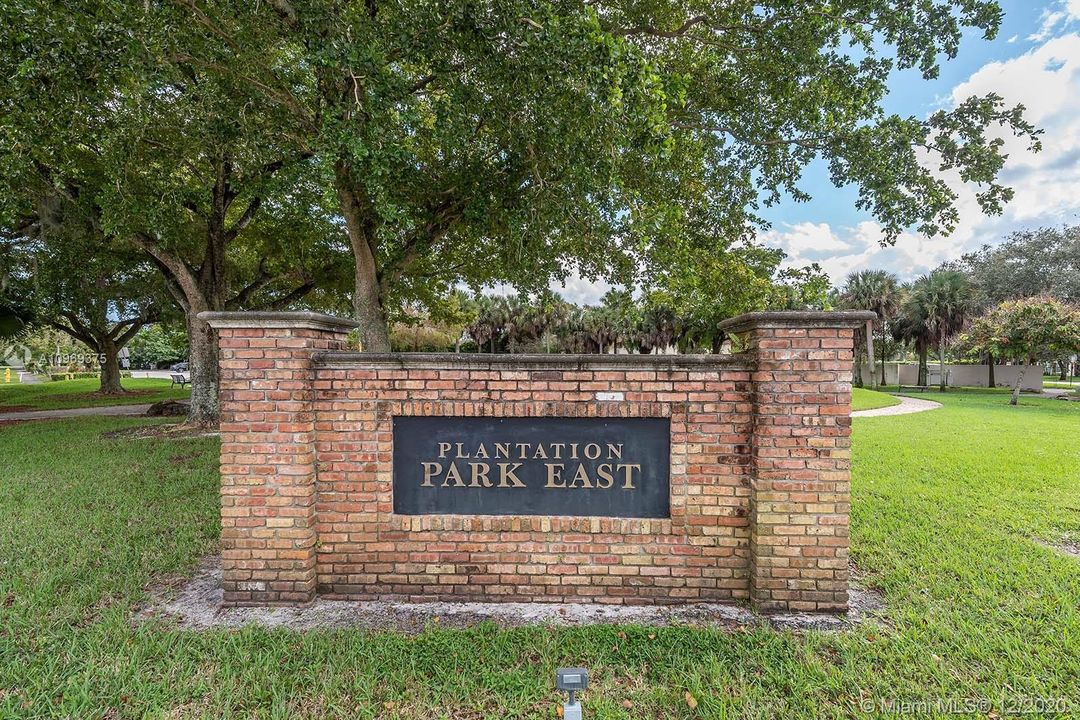 Recently Sold: $99,100 (1 beds, 1 baths, 736 Square Feet)