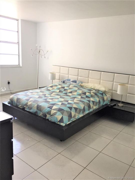 Recientemente alquilado: $2,250 (2 camas, 2 baños, 825 Pies cuadrados)
