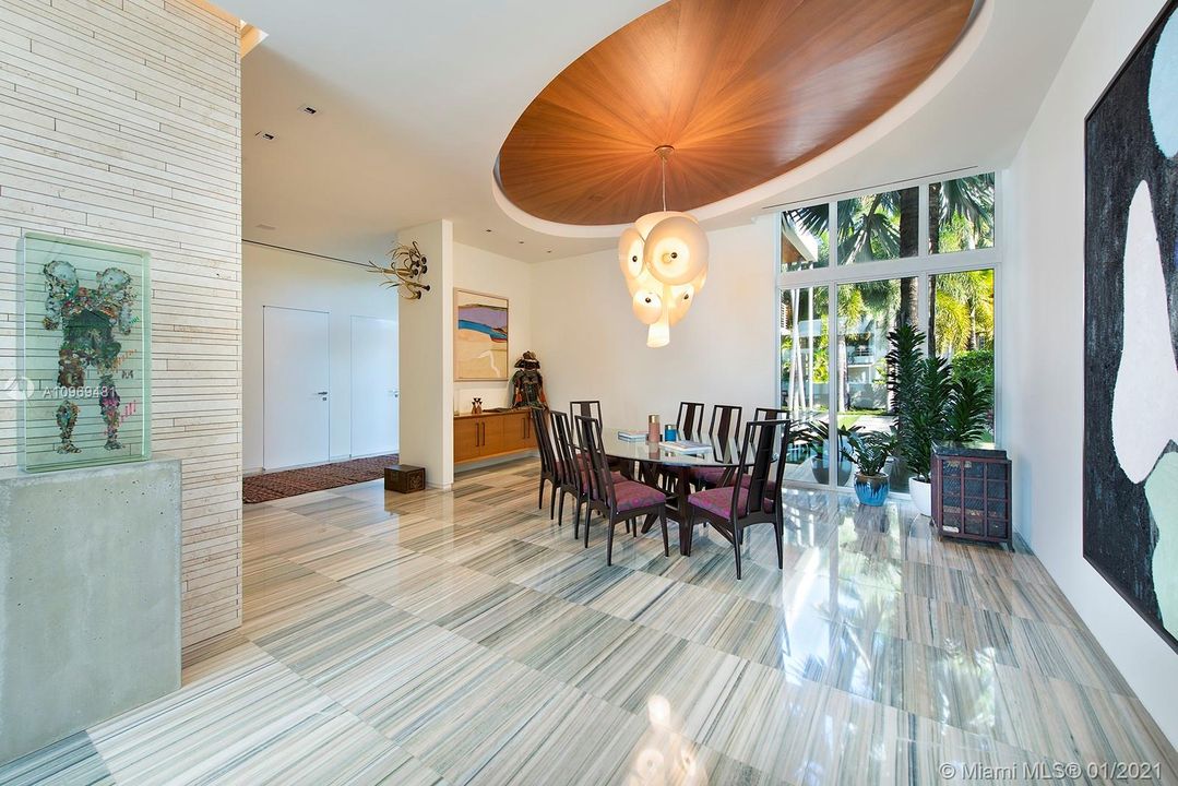Recientemente alquilado: $85,000 (5 camas, 5 baños, 4703 Pies cuadrados)