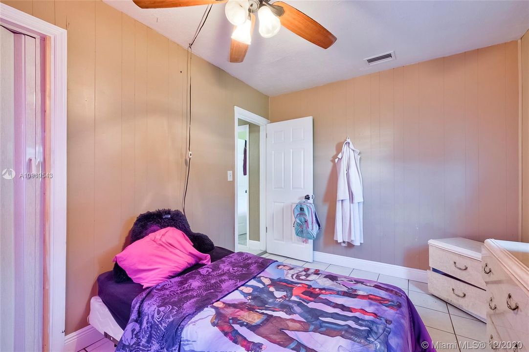 Vendido Recientemente: $215,000 (3 camas, 1 baños, 1112 Pies cuadrados)