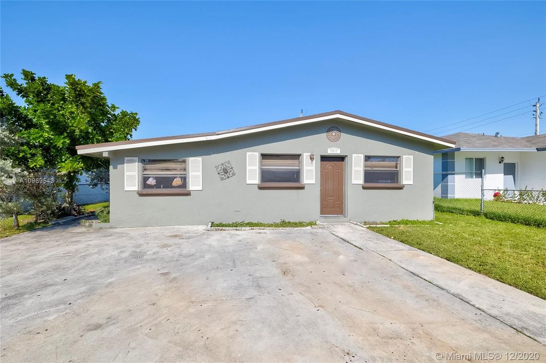 Vendido Recientemente: $215,000 (3 camas, 1 baños, 1112 Pies cuadrados)