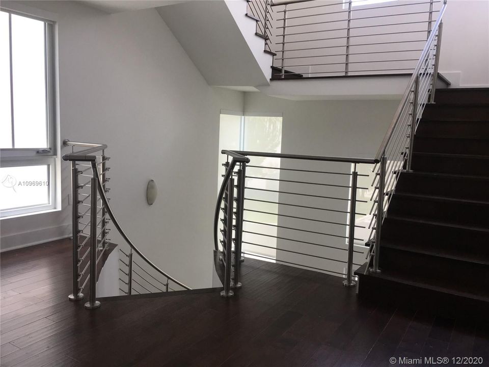Недавно арендовано: $5,500 (5 спален, 6 ванн, 4287 Квадратных фут)
