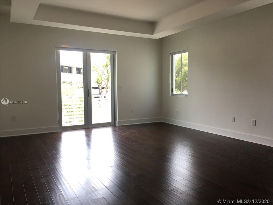 Недавно арендовано: $5,500 (5 спален, 6 ванн, 4287 Квадратных фут)